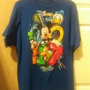 Disney. Mickey and friends. 2017 shirt